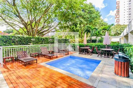 Apartamento à venda com 175m², 4 quartos e 3 vagasPiscina