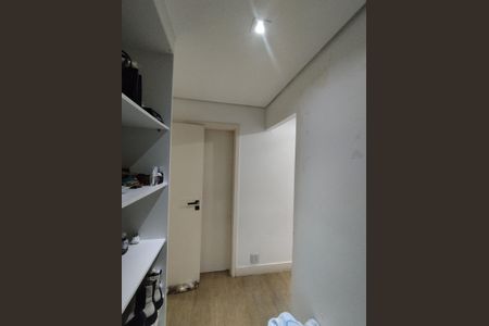 Apartamento à venda com 370m², 4 quartos e 4 vagas Apartamento à venda com 370m², 4 quartos e 4 vagasSuite 1