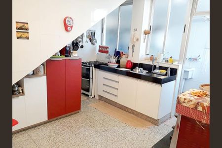 Apartamento à venda com 280m², 3 quartos e 2 vagas