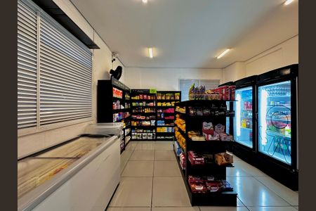 Apartamento à venda com 34m², 2 quartos e sem vagaMercadinho