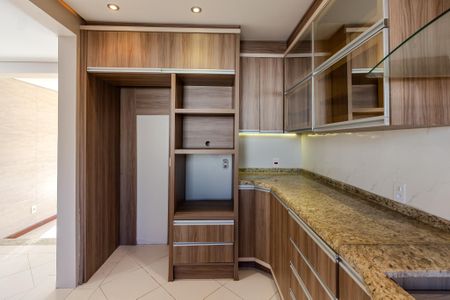 Casa à venda com 196m², 3 quartos e 2 vagasCozinha
