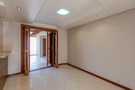 Casa à venda com 196m², 3 quartos e 2 vagasSala de Jantar