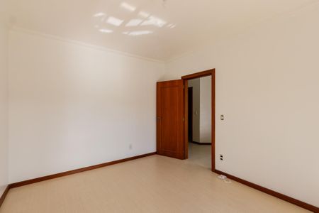 Casa à venda com 196m², 3 quartos e 2 vagasQuarto 2