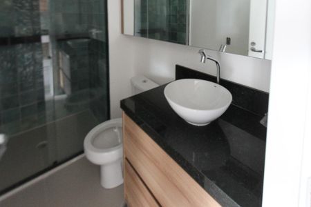 Apartamento à venda com 28m², 1 quarto e sem vagaBanheiro 