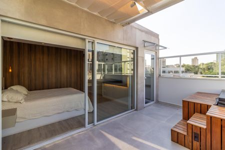 Apartamento à venda com 120m², 3 quartos e 2 vagas Apartamento à venda com 120m², 3 quartos e 2 vagasTerraço