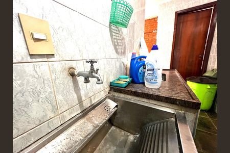 Casa à venda com 264m², 4 quartos e 4 vagas Casa à venda com 264m², 4 quartos e 4 vagasÁrea de Serviço