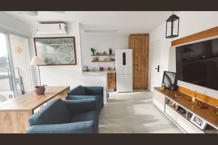 Apartamento à venda com 44m², 2 quartos e 1 vaga Apartamento à venda com 44m², 2 quartos e 1 vagaSala