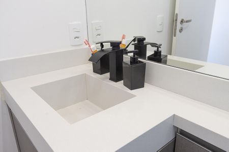 Apartamento à venda com 54m², 2 quartos e 1 vagaBanheiro do Quarto 2