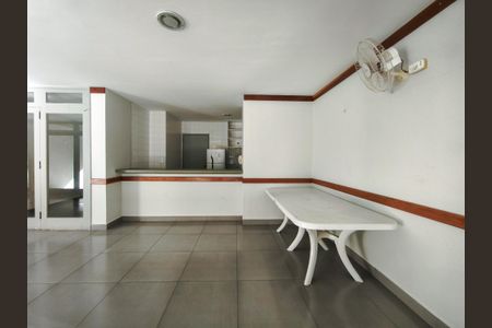 Apartamento à venda com 96m², 3 quartos e 1 vagaÁrea comum - Salão de festas