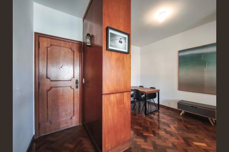Apartamento à venda com 96m², 3 quartos e 1 vagaEntrada