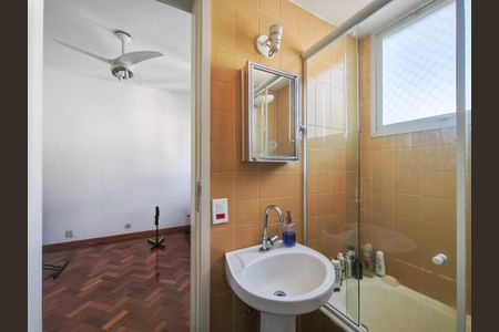 Apartamento à venda com 96m², 3 quartos e 1 vagaBanheiro da Suíte
