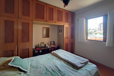 Casa à venda com 400m², 4 quartos e 3 vagas Suíte