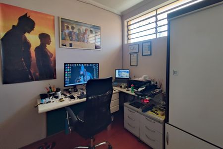 Casa à venda com 400m², 4 quartos e 3 vagasQuarto 2