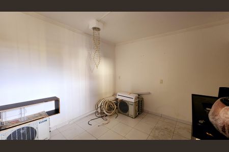 Casa à venda com 280m², 3 quartos e 5 vagasEdícula