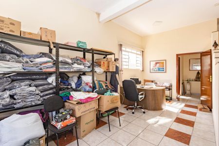 Casa à venda com 360m², 3 quartos e 2 vagas