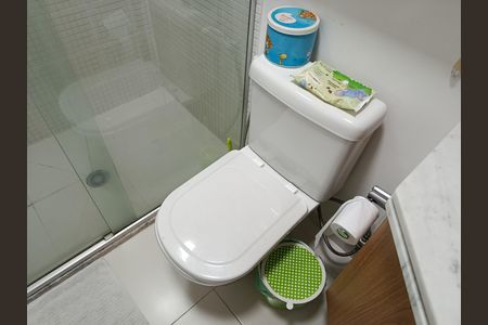 Apartamento à venda com 77m², 2 quartos e 1 vaga Apartamento à venda com 77m², 2 quartos e 1 vagaBanheiro Social