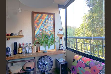 Apartamento à venda com 77m², 2 quartos e 1 vaga Apartamento à venda com 77m², 2 quartos e 1 vagaVaranda da Sala