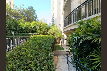 Apartamento à venda com 77m², 2 quartos e 1 vaga Apartamento à venda com 77m², 2 quartos e 1 vagaÁrea comum - Jardim