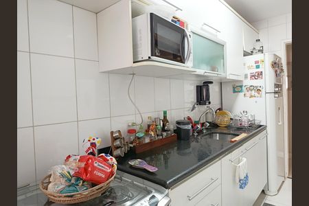 Apartamento à venda com 77m², 2 quartos e 1 vaga Apartamento à venda com 77m², 2 quartos e 1 vagaCozinha