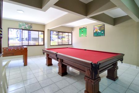 Apartamento para alugar com 110m², 2 quartos e 1 vaga Apartamento para alugar com 110m², 2 quartos e 1 vagaÁrea comum - Salão de jogos