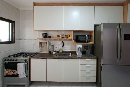 Apartamento para alugar com 110m², 2 quartos e 1 vaga Apartamento para alugar com 110m², 2 quartos e 1 vagaCozinha