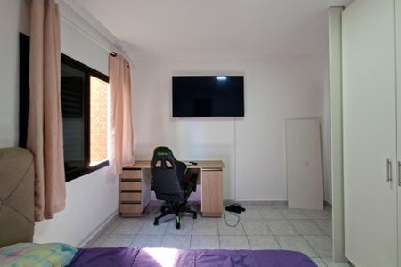 Apartamento para alugar com 110m², 2 quartos e 1 vaga Apartamento para alugar com 110m², 2 quartos e 1 vagaQuarto