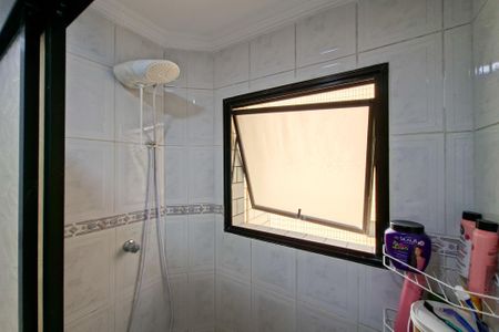 Apartamento para alugar com 110m², 2 quartos e 1 vaga Apartamento para alugar com 110m², 2 quartos e 1 vagaBanheiro