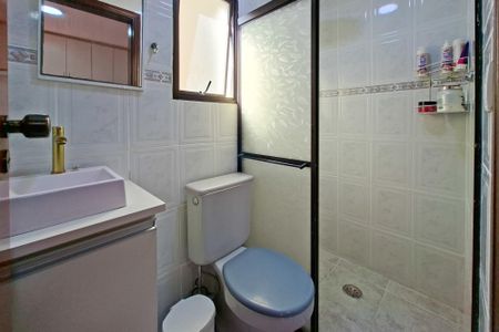 Apartamento para alugar com 110m², 2 quartos e 1 vaga Apartamento para alugar com 110m², 2 quartos e 1 vagaBanheiro da Suíte