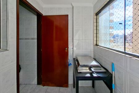 Apartamento para alugar com 110m², 2 quartos e 1 vaga Apartamento para alugar com 110m², 2 quartos e 1 vagaÁrea de Serviço