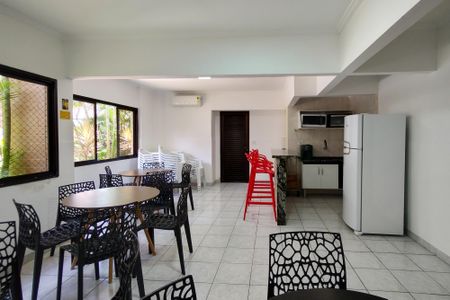 Apartamento para alugar com 110m², 2 quartos e 1 vaga Apartamento para alugar com 110m², 2 quartos e 1 vagaÁrea comum - Salão de festas