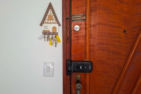 Apartamento para alugar com 110m², 2 quartos e 1 vaga Apartamento para alugar com 110m², 2 quartos e 1 vagaFechadura eletrônica