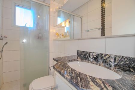 Apartamento à venda com 70m², 2 quartos e 2 vagasBanheiro da Suíte