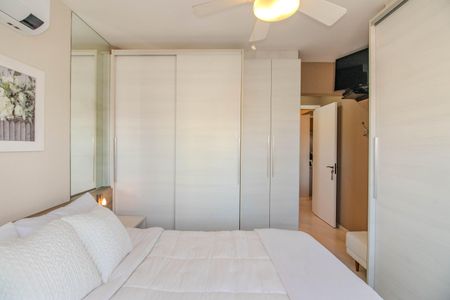 Apartamento à venda com 70m², 2 quartos e 2 vagasSuíte