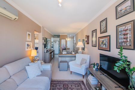 Apartamento à venda com 70m², 2 quartos e 2 vagasSala