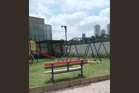 Apartamento à venda com 74m², 3 quartos e 1 vaga Apartamento à venda com 74m², 3 quartos e 1 vagaÁrea comum - Playground