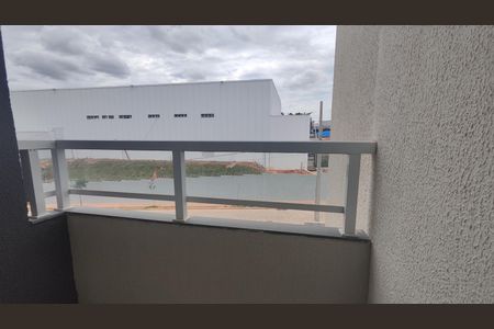 Apartamento à venda com 70m², 3 quartos e 1 vaga Apartamento à venda com 70m², 3 quartos e 1 vagaVaranda