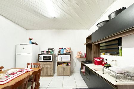 Casa à venda com 78m², 2 quartos e 1 vagaCozinha