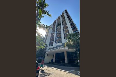 Apartamento à venda com 80m², 1 quarto e 1 vagaFachada