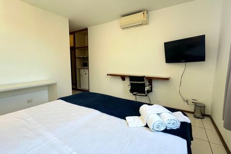 Apartamento à venda com 80m², 1 quarto e 1 vagaQuarto