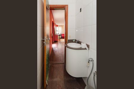 Apartamento à venda com 213m², 3 quartos e 4 vagasBanheiro 2