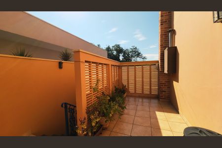 Casa de condomínio à venda com 407m², 6 quartos e 4 vagasCorredor