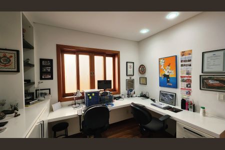 Casa de condomínio à venda com 407m², 6 quartos e 4 vagasQuarto 6 - Escritório