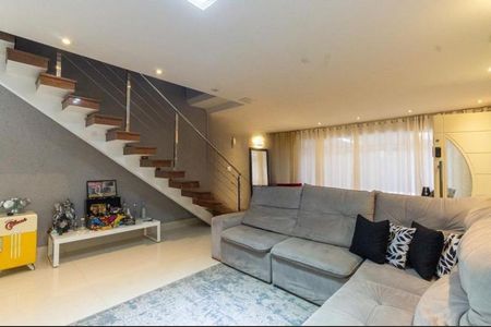 Casa à venda com 300m², 4 quartos e 4 vagasFoto 05