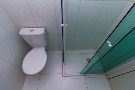 Casa à venda com 72m², 2 quartos e 1 vaga Casa à venda com 72m², 2 quartos e 1 vagaBanheiro da Suíte 1