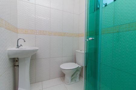 Casa à venda com 72m², 2 quartos e 1 vaga Casa à venda com 72m², 2 quartos e 1 vagaBanheiro da Suíte 1