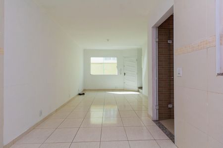 Casa à venda com 72m², 2 quartos e 1 vaga Casa à venda com 72m², 2 quartos e 1 vagaSala/Cozinha
