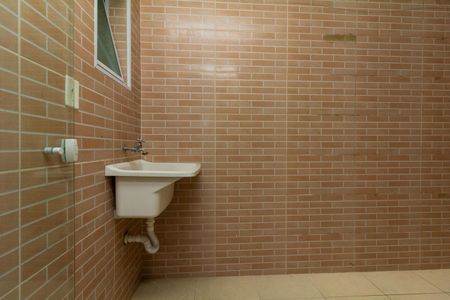 Casa à venda com 72m², 2 quartos e 1 vaga Casa à venda com 72m², 2 quartos e 1 vagaÁrea de Serviço