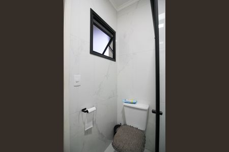 Casa à venda com 140m², 3 quartos e 2 vagas Casa à venda com 140m², 3 quartos e 2 vagasBanheiro da Suíte 1