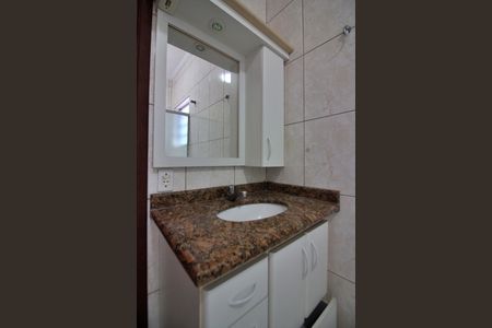 Casa à venda com 210m², 3 quartos e 2 vagasBanheiro Social