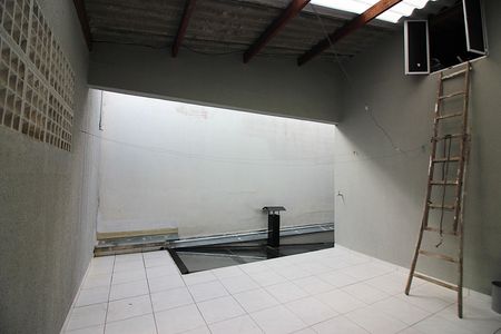 Casa à venda com 210m², 3 quartos e 2 vagasEspaço de Festas